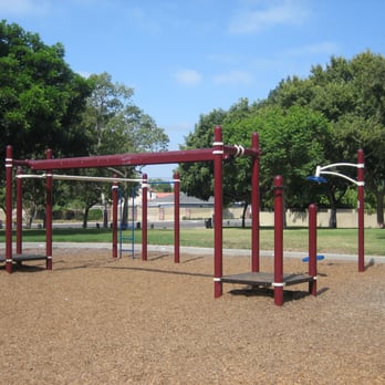 Evergreen Park - Parks Near Me - Cypress, California