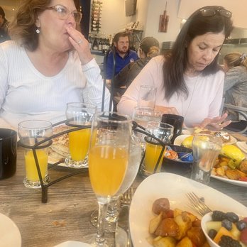 Polo’s Corner - Mimosas, French Toast, Fruit, - New American Near Me - Livermore, California Polo’s Corner - Mimosas, French Toast, Fruit, - New American Near Me - Livermore, California