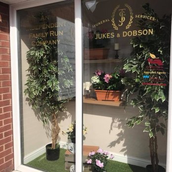 Printlux - Signmaking Near Me - Tamworth, STS