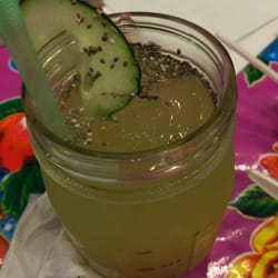 Ícaro - Limonada de pepino con chía