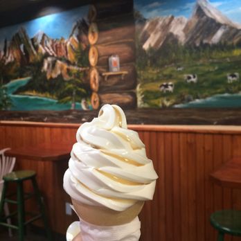 Anny's Dairy Bar - Maple twist. Kids size. - Canadian (New) Near Me - New Westminster, British Columbia