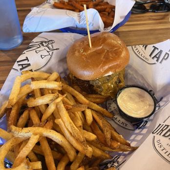 Urban Tap And Distillery - burger - Cocktail Bars Near Me - Warren, Ohio Urban Tap And Distillery - burger - Cocktail Bars Near Me - Warren, Ohio