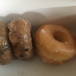 Absolutely delicious!!!  Out of all the donut places I've been to in this area, hands down this is the best one!  Best glazed donuts around!