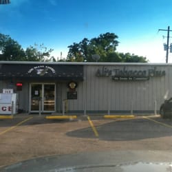 Ali's Tobacco Outlet - Front view