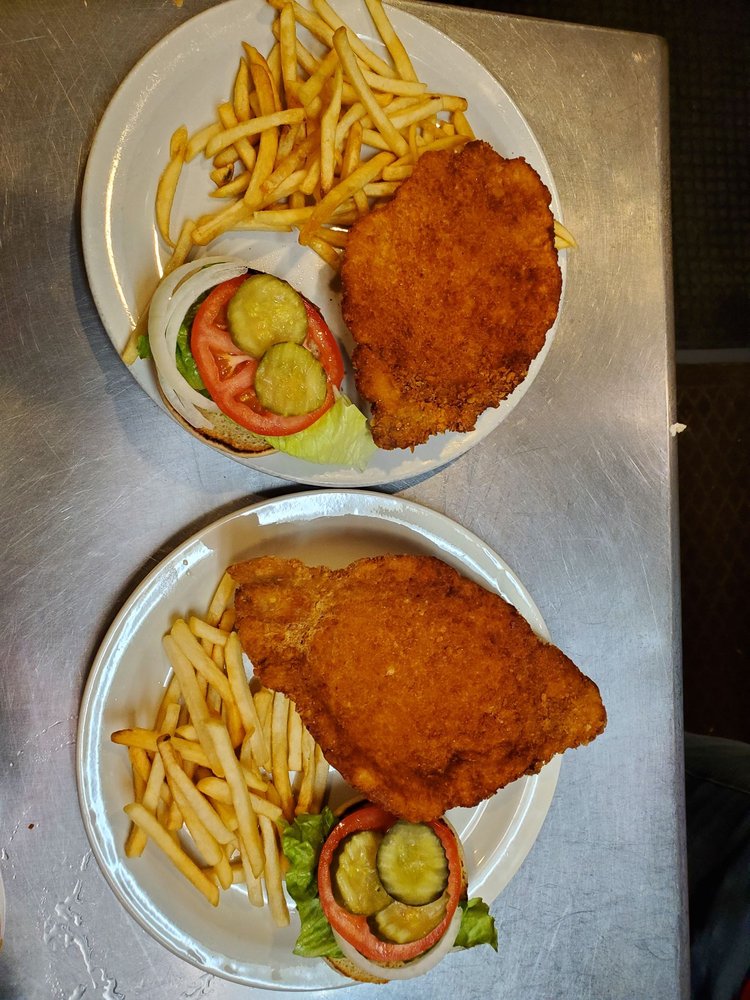 Gannie Cakes and Sweet Treats Logo