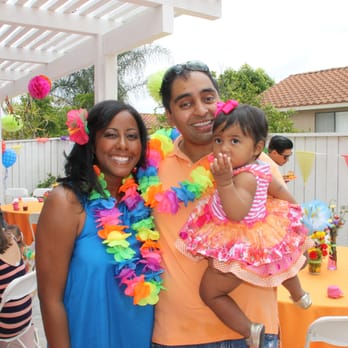GBS Linens, Inc. - GBS's linens even matched my baby's dress to the T! What a great b-day party! - Party Supplies Near Me - Anaheim, California GBS Linens, Inc. - GBS's linens even matched my baby's dress to the T! What a great b-day party! - Party Supplies Near Me - Anaheim, California