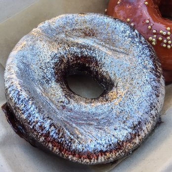AlimamaTea - Onyx Onyx Mochi Donut - Desserts Near Me - New York, New York AlimamaTea - Onyx Onyx Mochi Donut - Desserts Near Me - New York, New York