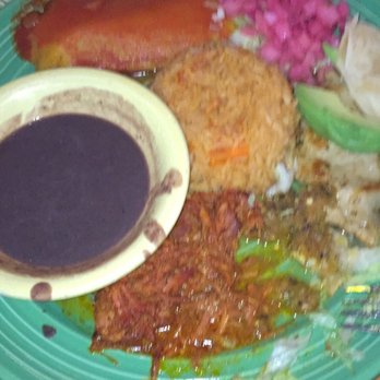 El Portal - Very food selection of 3 trafitionsla diahes from Yucatan, Mx - Mexican Near Me - Pasadena, California El Portal - Very food selection of 3 trafitionsla diahes from Yucatan, Mx - Mexican Near Me - Pasadena, California