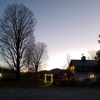 Barnard Inn Restaurant - American Near Me - Barnard, Vermont Barnard Inn Restaurant - American Near Me - Barnard, Vermont