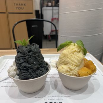 Oakobing - Single Black Sesame Shaved Ice and Single Mango Melon Shaved Ice - Shaved Ice Near Me - Los Angeles, California Oakobing - Single Black Sesame Shaved Ice and Single Mango Melon Shaved Ice - Shaved Ice Near Me - Los Angeles, California