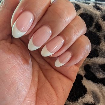 Spa Nails 4 - French manicure - Nail Salons Near Me - Saint John, Indiana