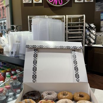 Kane's Donuts - Downtown - Gluten Free donut extravaganza - Donuts Near Me - Boston, Massachusetts