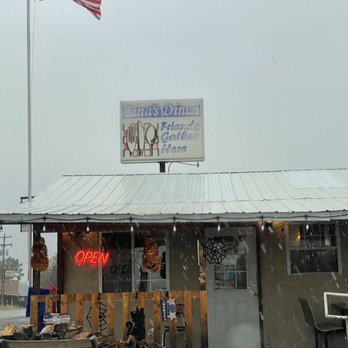 Fina's Diner - a view of the outside of the restaurant - New American Near Me - Chama, New Mexico