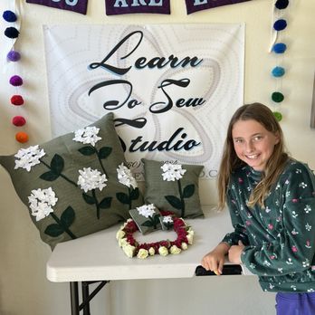 Learn To Sew Studio - Her collection of pillows - Art Classes Near Me - Carlsbad, California Learn To Sew Studio - Her collection of pillows - Art Classes Near Me - Carlsbad, California