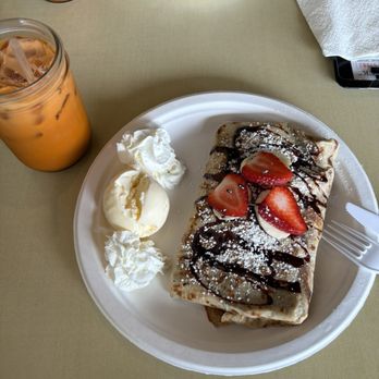 Blossom Bee - Thai tea, Nutella banana strawberry crepe - Creperies Near Me - Dublin, California
