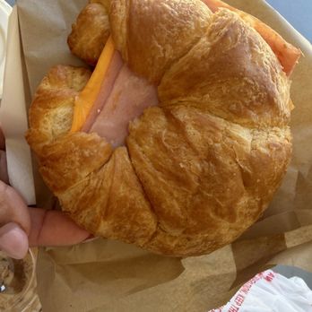 Yi's Cafe - Coffee & Tea Near Me - Arcadia, California