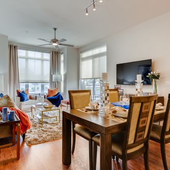 The Elaine - Apartments Near Me - Northbrook, Illinois