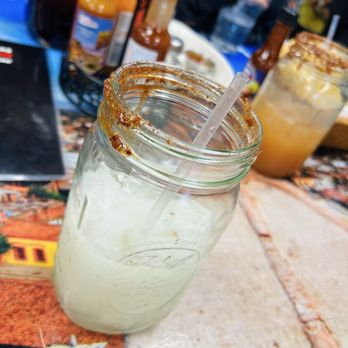 Mariscos El Moreno - Limonada con agua mineral - Seafood Near Me - Lynwood, California Mariscos El Moreno - Limonada con agua mineral - Seafood Near Me - Lynwood, California