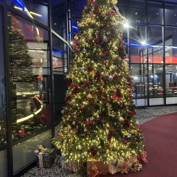 Red Hawk Resort + Casino  - The lobby - Casinos Near Me - Placerville, California