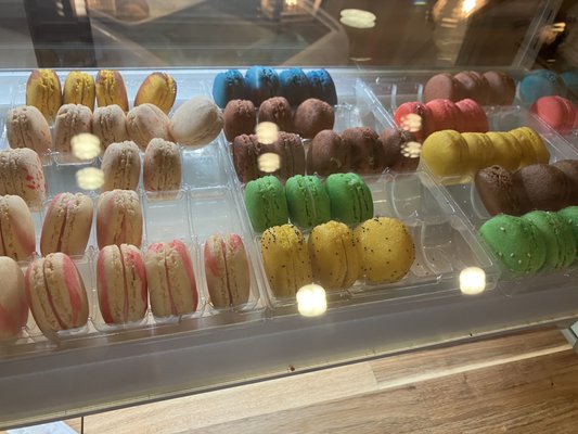 Chez les Frenchies by null