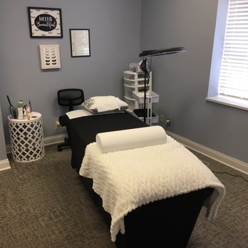 Creighz Beautiful - Eyelash Service Near Me - Lancaster, Ohio