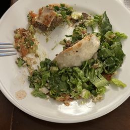 "Steak" burrito was 90% stuffed with lettuce:-/ "Steak" burrito was 90% stuffed with lettuce:-/