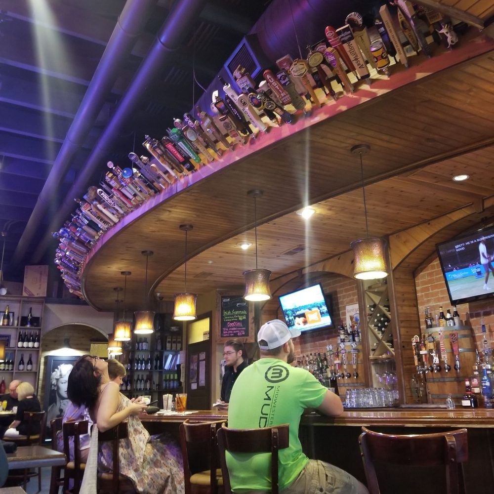 The Red Brick Tavern - Bar area. - Breakfast & Brunch Near Me - Conroe, Texas The Red Brick Tavern - Bar area. - Breakfast & Brunch Near Me - Conroe, Texas