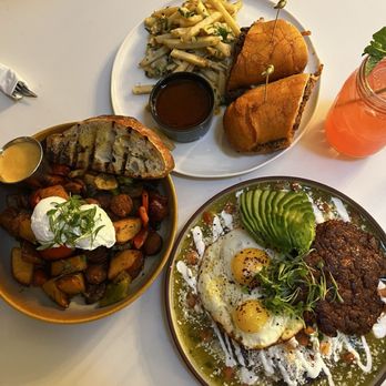 Eggy’s Neighborhood Kitchen - Eggy's Hash, Birria Dip Sandwich, Huevos Rancheros - Breakfast & Brunch Near Me - Berkeley, California Eggy’s Neighborhood Kitchen - Eggy's Hash, Birria Dip Sandwich, Huevos Rancheros - Breakfast & Brunch Near Me - Berkeley, California