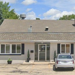 Exterior photo of Whispering Willow Pet Funeral & Cremation Services - Rockford, Illinois Exterior photo of Whispering Willow Pet Funeral & Cremation Services - Rockford, Illinois