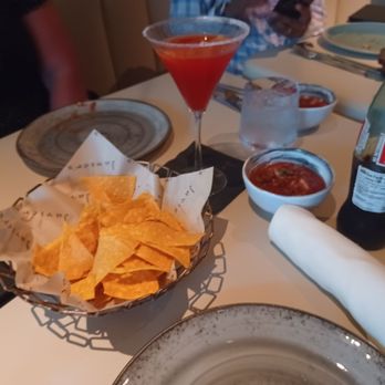 Javier’s - Chips and salsa - Mexican Near Me - Los Angeles, California