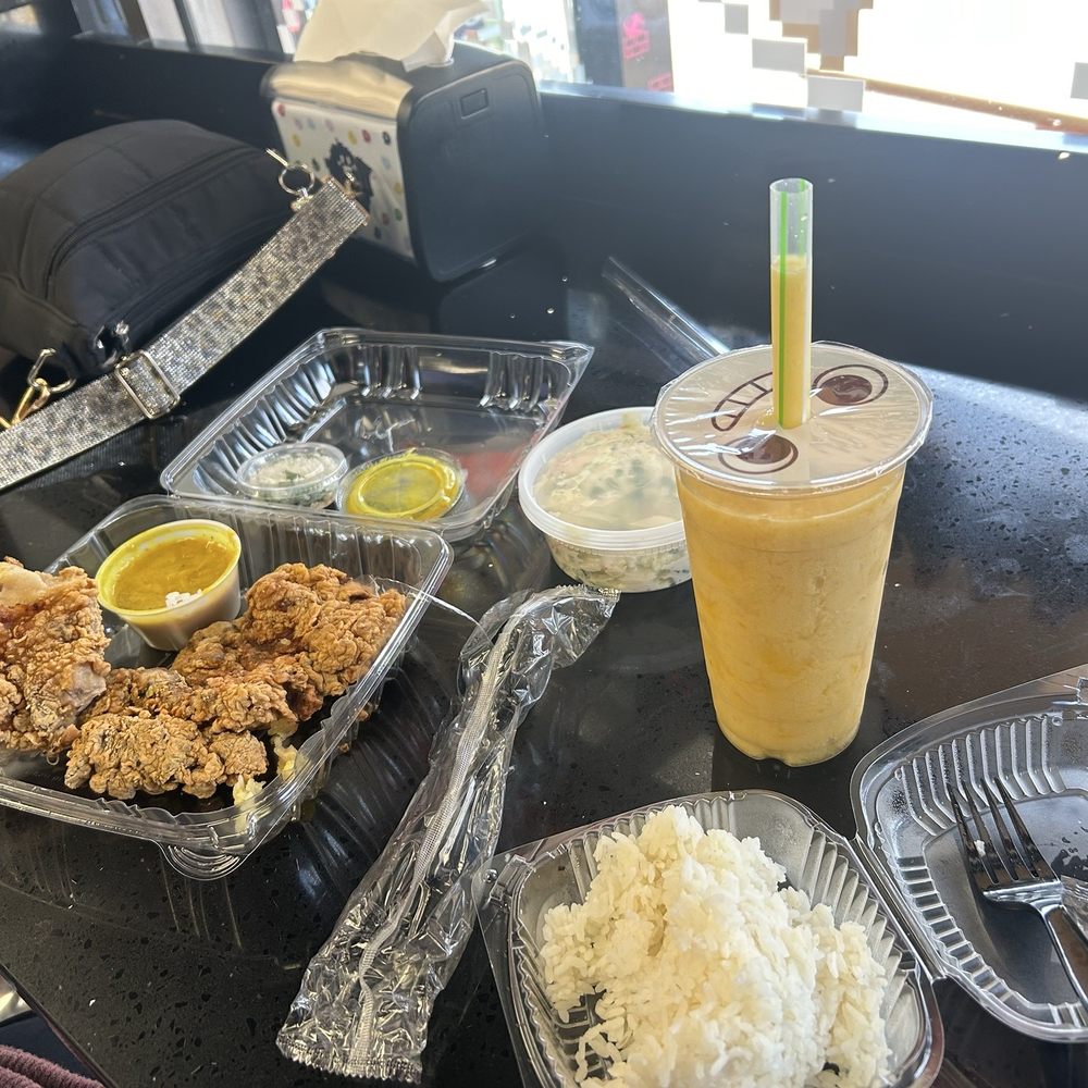 Mochiko Hawaiian - Fried chicken thighs w/ curry sauce, rice, Mango/Pineapple smoothie and Cabbage salad. - Hawaiian Near Me - Newton, Massachusetts Mochiko Hawaiian - Fried chicken thighs w/ curry sauce, rice, Mango/Pineapple smoothie and Cabbage salad. - Hawaiian Near Me - Newton, Massachusetts