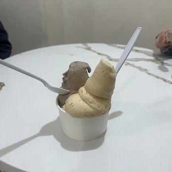 Lunada Creamery - Ice cream - Ice Cream & Frozen Yogurt Near Me - Palos Verdes Estates, California