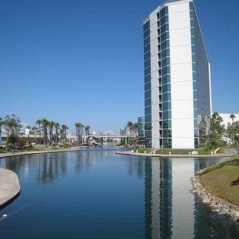 Rainbow Lagoon - Hotel right by Rainbow Lagoon. Notice how still the water is. - Swimming Pools Near Me - Long Beach, California