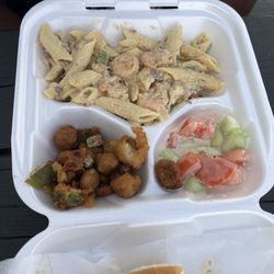 Earl's Cajun Market - Shrimp pasta