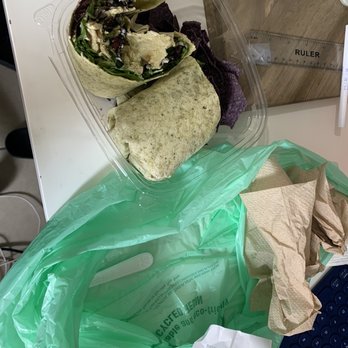 Healthy Kitchen 33 - No spicy Mayo Sauce !?? But it's on the receipt. - Vegan Near Me - Naranja, Florida