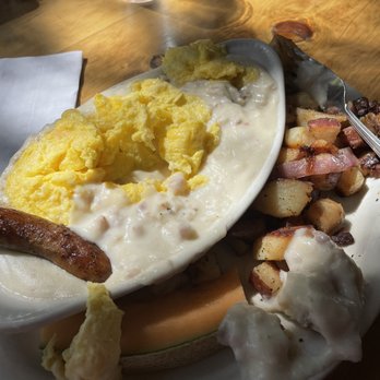 Silver Lake Resort Cafe - Farmer - Cafes Near Me - June Lake, California