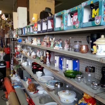 Amazing Imaginarium - Glassware - Antiques Near Me - Omaha, Nebraska