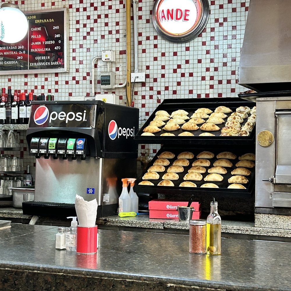 Güerrín - They also have empanadas. - Pizza Near Me - Buenos Aires, C Güerrín - They also have empanadas. - Pizza Near Me - Buenos Aires, C