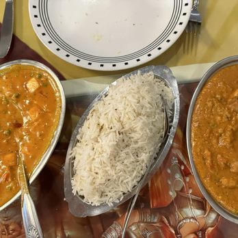 Delhi Palace - Mattar Paneer and Chicken Madras. - Indian Near Me - Flagstaff, Arizona Delhi Palace - Mattar Paneer and Chicken Madras. - Indian Near Me - Flagstaff, Arizona