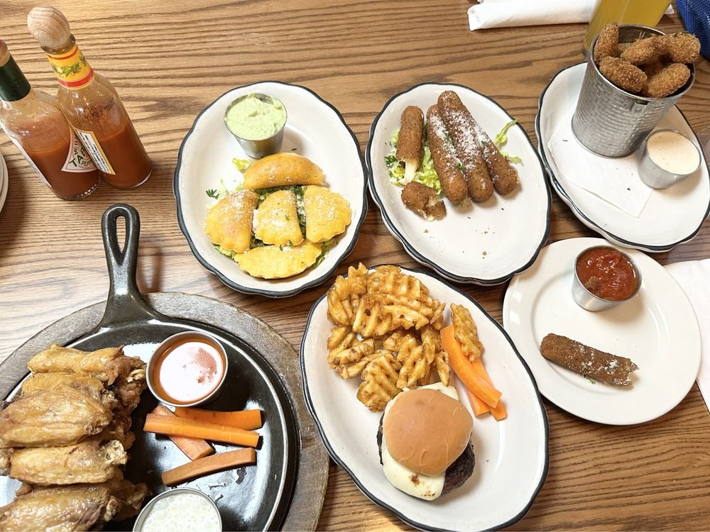 Dry Dock Bar & Grille