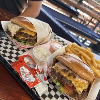 Burger Blvd - BB's Double Cheeseburger and Combo 2 - Burgers Near Me - Redlands, California