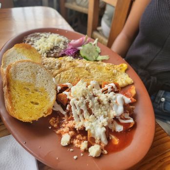 MACARENO - Cheese omelet, beans, and chiliquilles. - Mexican Near Me - Puerto Vallarta, JAL