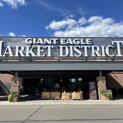 Giant Eagle Market District