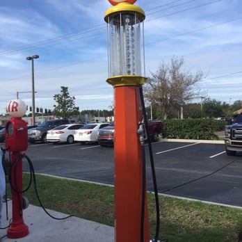Ford's Garage - Burgers Near Me - Brandon, Florida