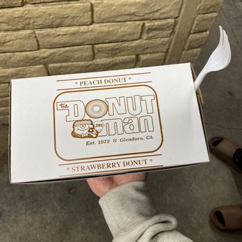 THE DONUT MAN - GLENDORA - Updated April 2024 - 6525 Photos & 5233 Reviews - 915 E Rt 66