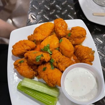 Cuzin's Pub and Grill - Boneless for the Boneheaded - Pubs Near Me - Allentown, Pennsylvania Cuzin's Pub and Grill - Boneless for the Boneheaded - Pubs Near Me - Allentown, Pennsylvania