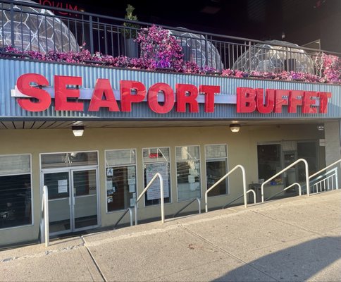 Seaport Buffet by null