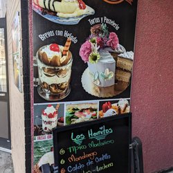 Los Hornitos Bakery - Signage with specials