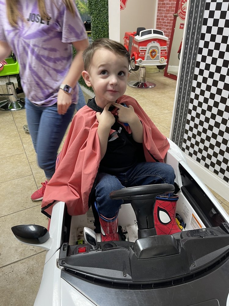 Shorties Haircuts for Kids Logo