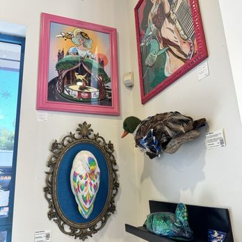Cruise Coffee Cafe - Decor - Cafes Near Me - Scotts Valley, California Cruise Coffee Cafe - Decor - Cafes Near Me - Scotts Valley, California